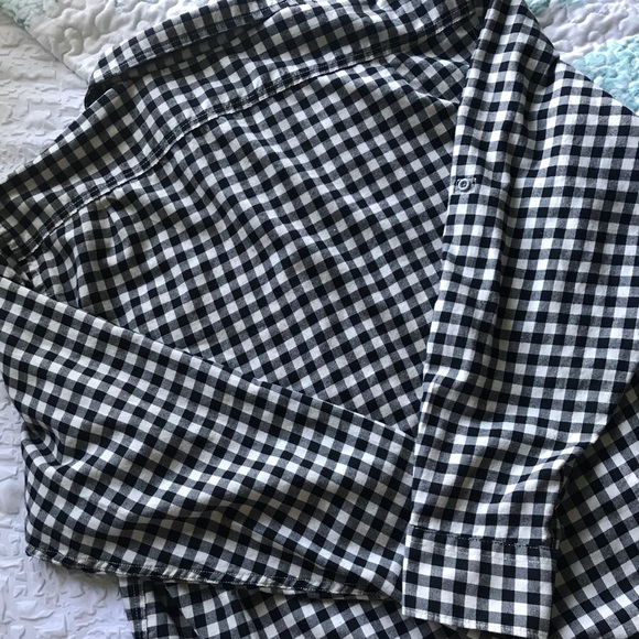 Checkered IZOD Essential Flannel - Picture 8 of 8